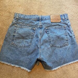 Vintage Levi’s 555 Cut Off Shorts Women’s Size 12 Guys Fit Denim 199